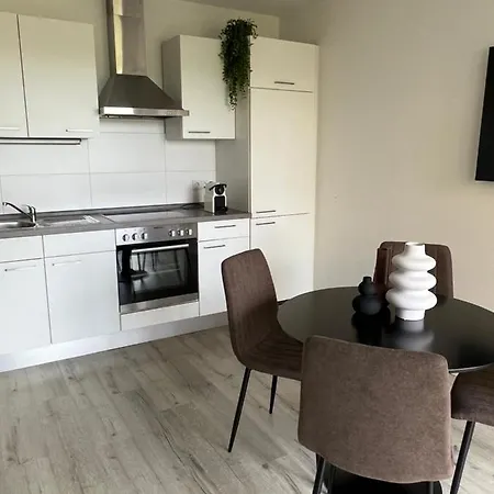 Wanderlust Petrisberg - 54 *